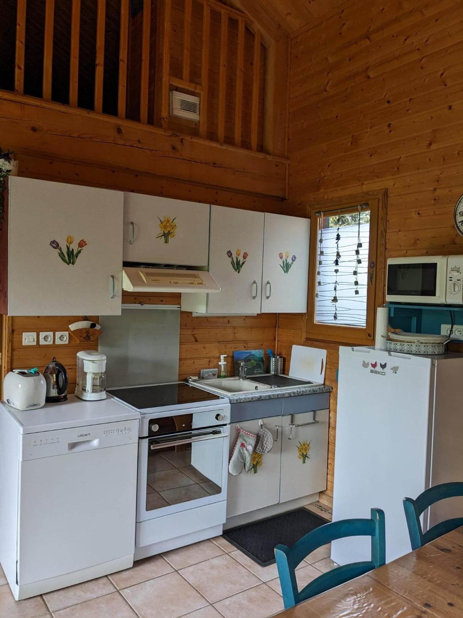 Les Chalets De La Vigne Grande Saint-Floret Dış mekan fotoğraf