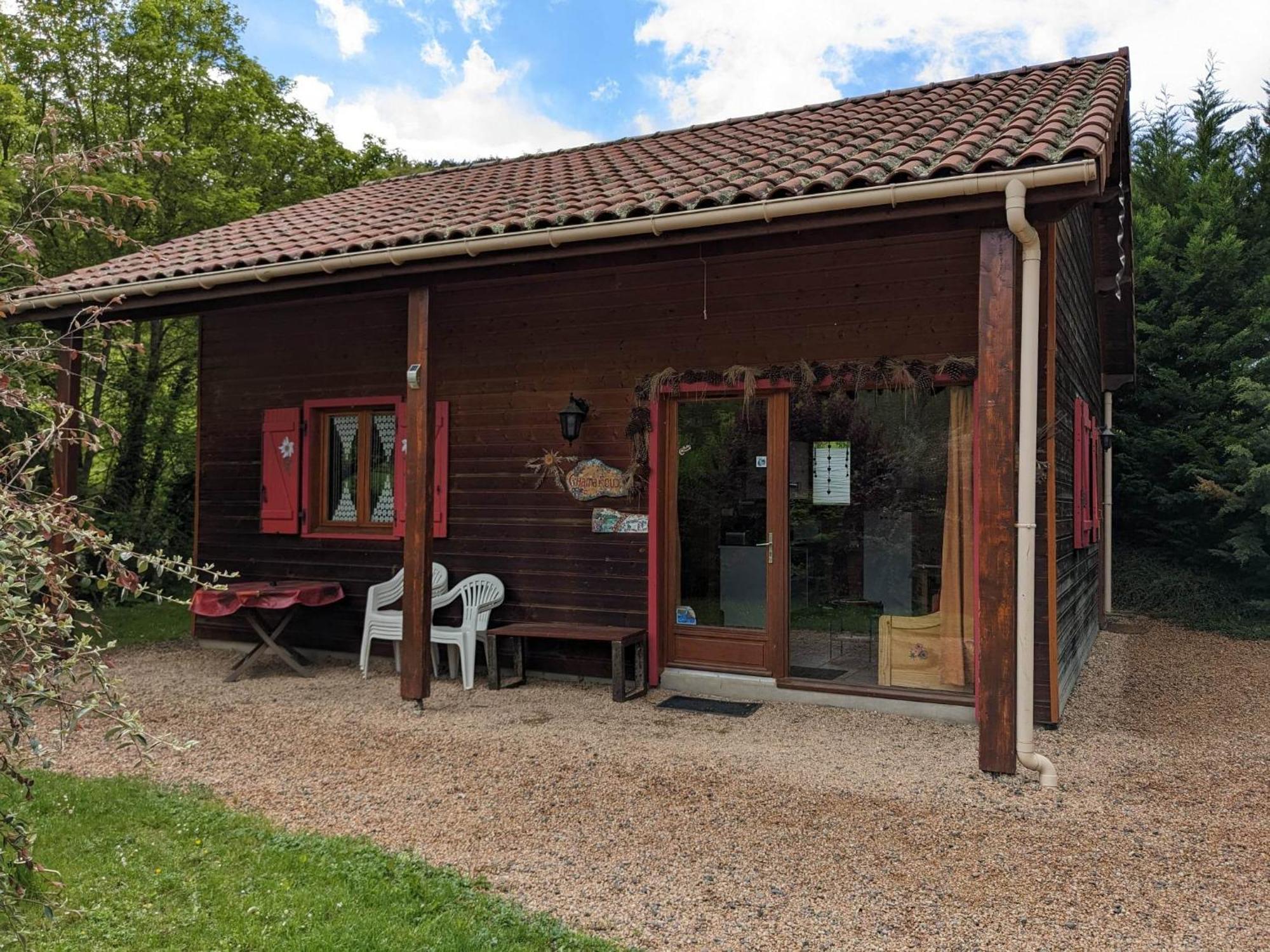 Les Chalets De La Vigne Grande Saint-Floret Dış mekan fotoğraf